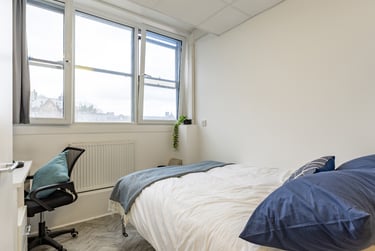 Bronze En Suite at MyPad Paisley, 26 Gilmour Street, City Centre, Paisley, PA11EQ - Image 5